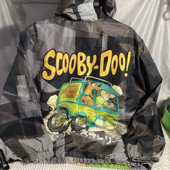 Members Only Scooby Doo Windbreaker Hooded Jacket Unisex Large Nickelodeon NWT - Picture 5 of 11